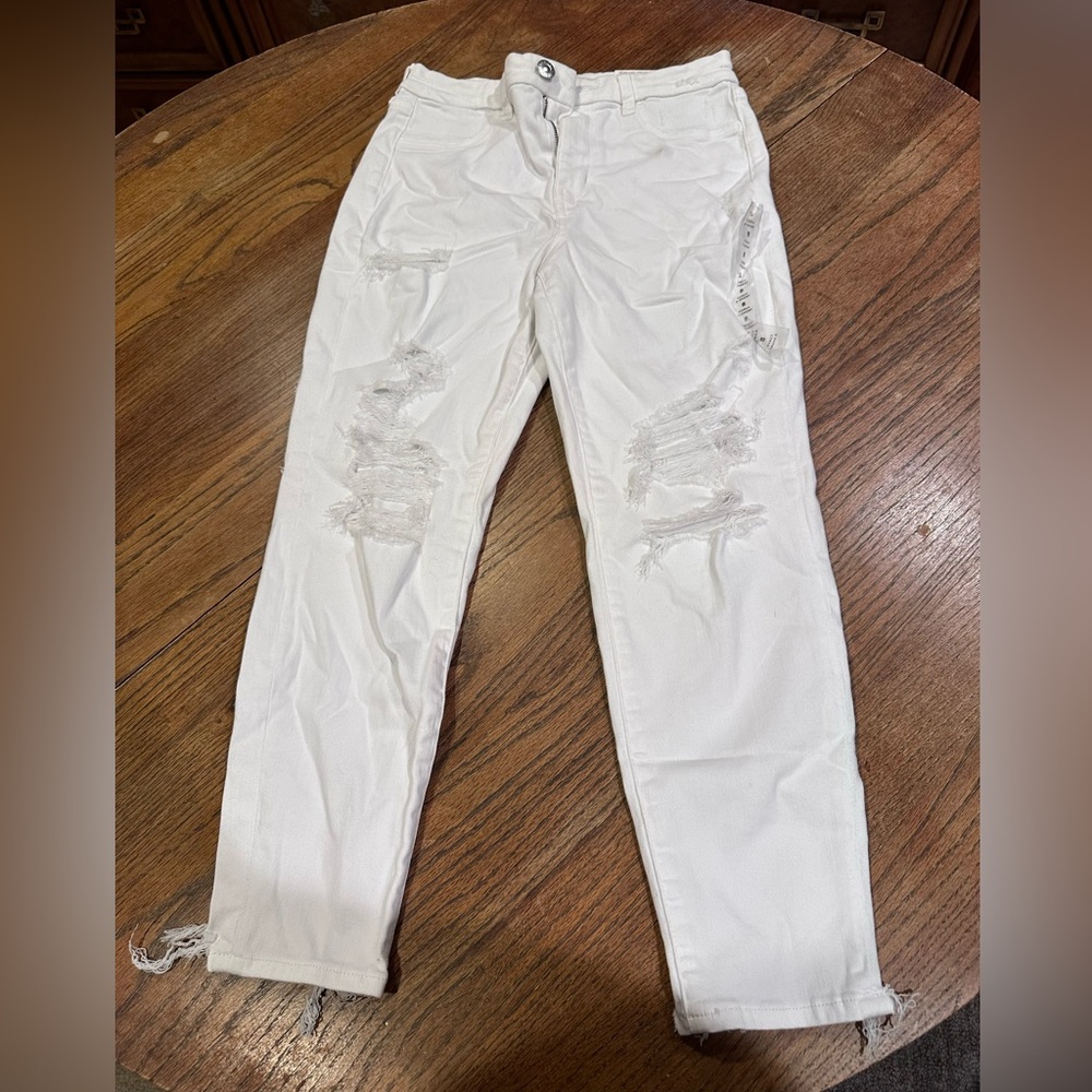 NWT AE American Eagle Women White Ripped Curvy High Rise Jegging
